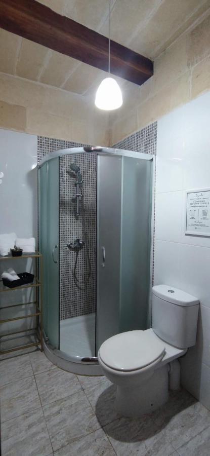 Warda Accommodation Xewkija Exterior photo